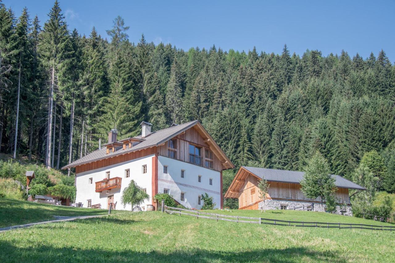 Silentium Dolomites Chalet Since 1600 Monguelfo-Tesido / Welsberg-Taisten Kültér fotó