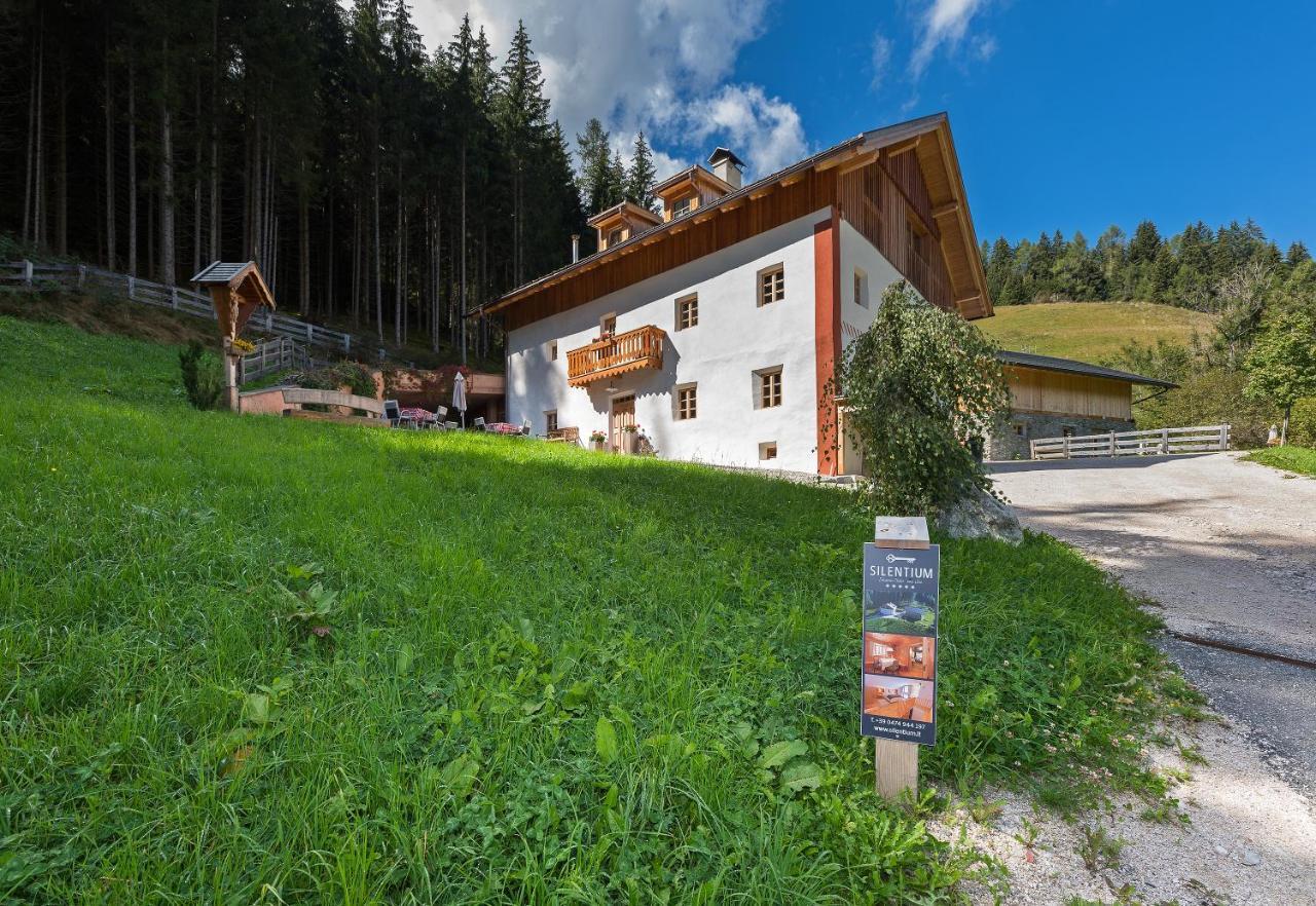 Silentium Dolomites Chalet Since 1600 Villa Monguelfo-Tesido / Welsberg-Taisten Kültér fotó